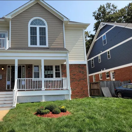 Rent this 5 bed house on 801 South Veitch Street in Arlington, VA 22204