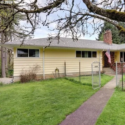 Buy this 3 bed house on 7495 Southeast Jennings Avenue in Portland, OR 97267