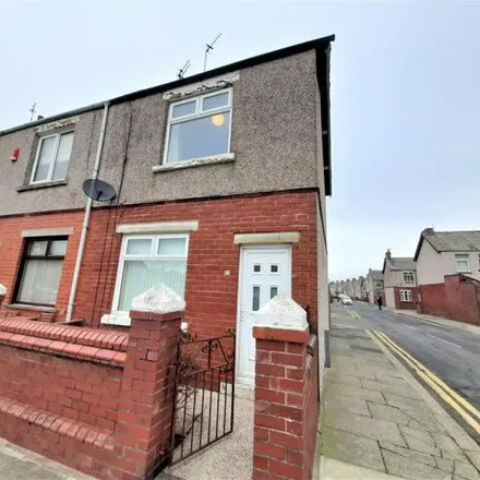 Image 1 - St John's Church, Island Road, Barrow-in-Furness, LA14 2SR, United Kingdom - House for rent