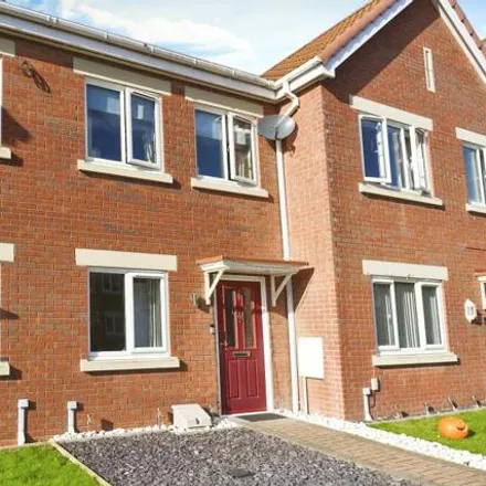 Buy this 2 bed townhouse on Wickenby Way in Winthorpe, PE25 1GR