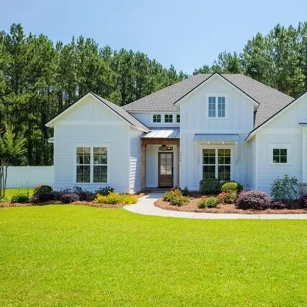 Buy this 4 bed house on Creek Ridge Road in Lowndes County, GA