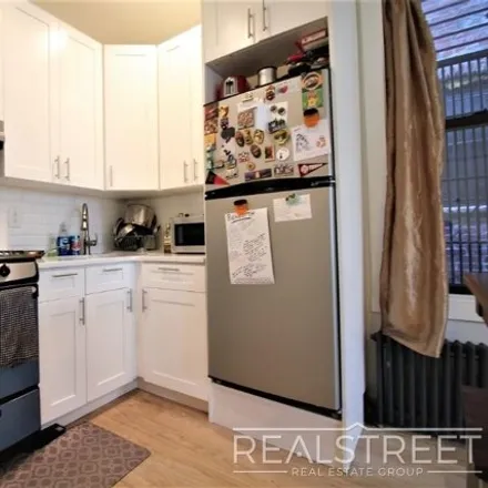 Image 3 - 920 Eastern Parkway, New York, NY 11213, USA - House for rent