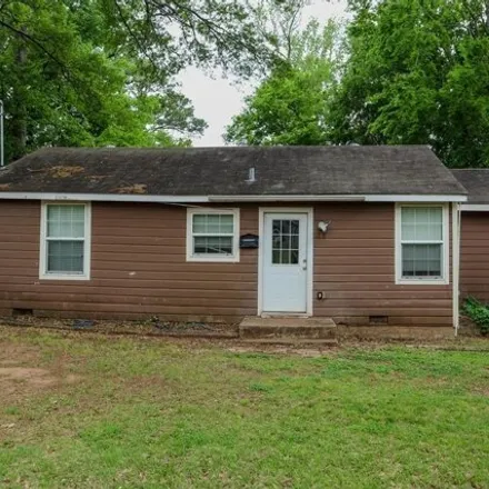 Buy this 3 bed house on 315 Travis Street in Nacogdoches, TX 75965