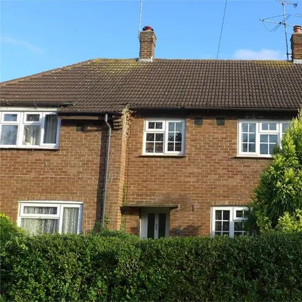 Rent this 3 bed townhouse on Mullway in Letchworth, SG6 4BG