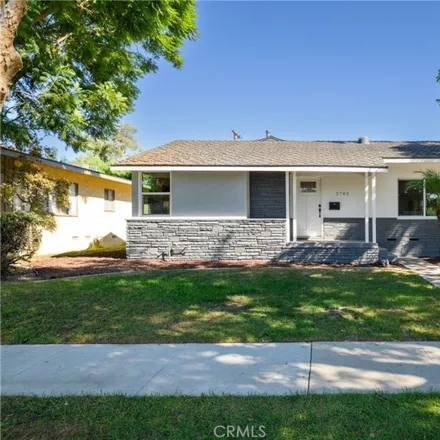 Buy this 3 bed house on 2702 Iroquois Avenue in Long Beach, CA 90815