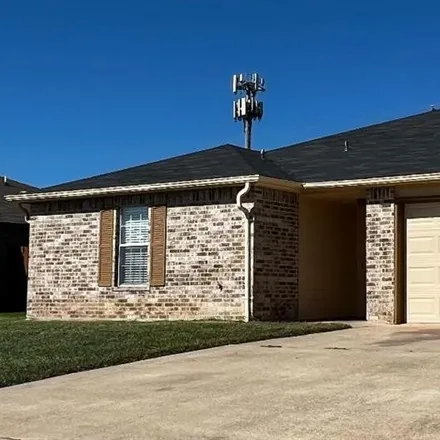 Image 2 - 3713 Lakecrest Drive, Killeen, TX 76549, USA - House for sale