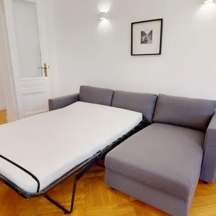 Rent this 1 bed apartment on Pariser Straße 63 in 10719 Berlin, Germany