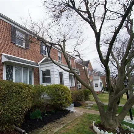 Buy this 3 bed house on 1415 Lehigh Parkway South in Allentown, PA 18103