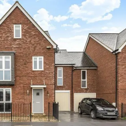 Buy this 5 bed townhouse on Perrine Close in Buckinghamshire, HP18 0XN