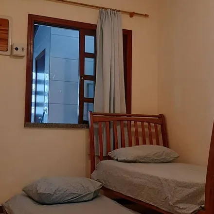 Rent this 3 bed house on Salvador
