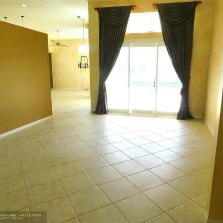 Image 5 - 4283 Northwest 67th Way, Coral Springs, FL 33067, USA - House for sale