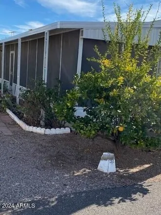 Buy this studio apartment on 1932 South Wickiup Road in Apache Junction, AZ 85119