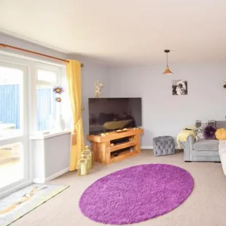 Image 2 - Maple Green, Wrens Nest, Coseley, DY1 3QS, United Kingdom - Townhouse for sale