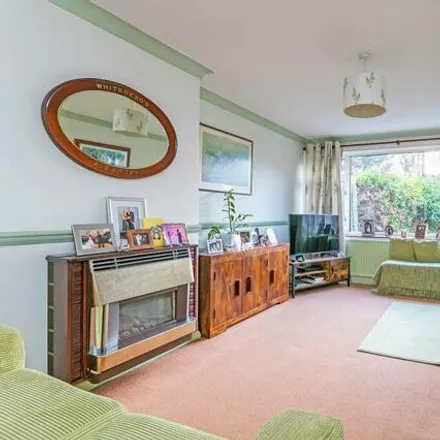 Image 3 - Copthall Lane, Chalfont St Peter, SL9 0BX, United Kingdom - Townhouse for sale