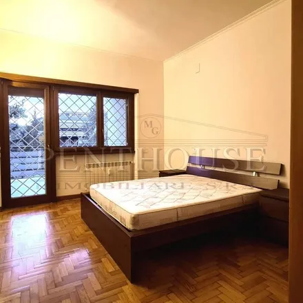 Image 2 - Via Michelangelo Peroglio, 00144 Rome RM, Italy - Apartment for rent