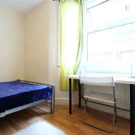 Image 3 - 187 Langham Road, London, N15 3LP, United Kingdom - Room for rent