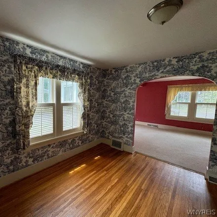Image 6 - 266 Sycamore St, Aurora, New York, 14052 - House for sale
