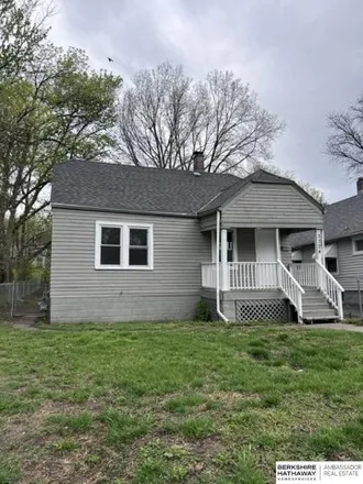 Buy this 2 bed house on 3772 North 44th Street in Omaha, NE 68111