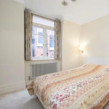 Image 7 - 52-70 Fitz-George Avenue, London, W14 0SN, United Kingdom - Apartment for rent