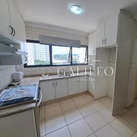 Rent this 3 bed apartment on Rua Elias Juvenal de Mello in Vila Alvorada, Jundiaí - SP