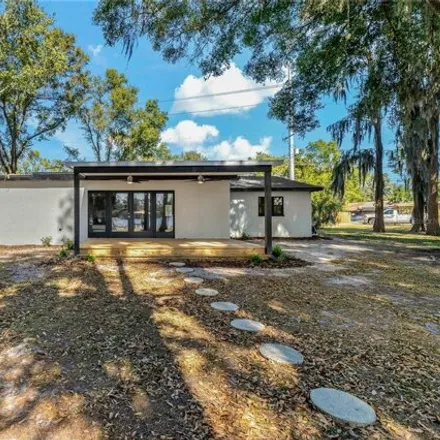Image 4 - 730 Crystal Lake Road, Lutz, FL 33549, USA - House for sale