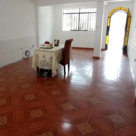 Buy this 5 bed house on Institución Educativa Lusin in Avenida Central, San Juan de Lurigancho