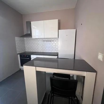Rent this 1 bed apartment on Chaussée de Lodelinsart 360 in 6060 Gilly, Belgium