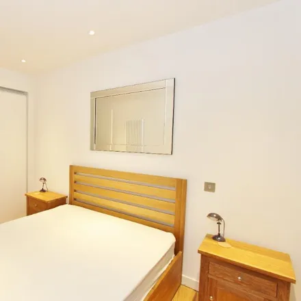Image 9 - 18 Simpson Loan, City of Edinburgh, EH3 9GD, United Kingdom - Apartment for rent