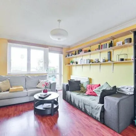 Buy this 1 bed apartment on Montague Square in London, SE15 2LQ