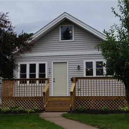 Buy this 3 bed house on 713 15th St NE in Austin, Minnesota