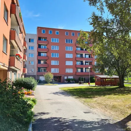 Rent this 1 bed apartment on Malmuddsvägen 62 in 64, 66