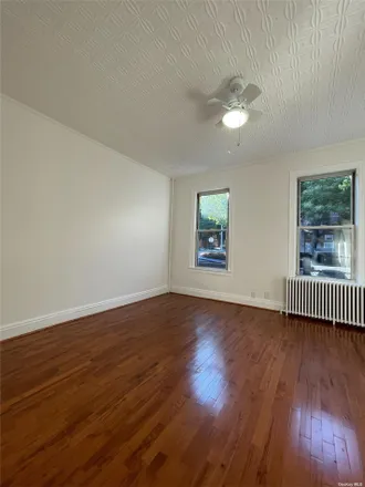 Image 5 - 31-39 14th Street, New York, NY 11106, USA - Duplex for rent