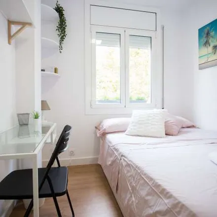 Rent this 4 bed apartment on Carrer de la Constitució in 91, 08014 Barcelona