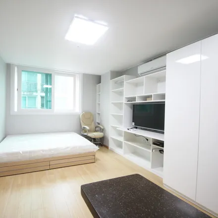 Rent this 1 bed apartment on 1246-3 Gaepo-dong in Gangnam-gu, Seoul