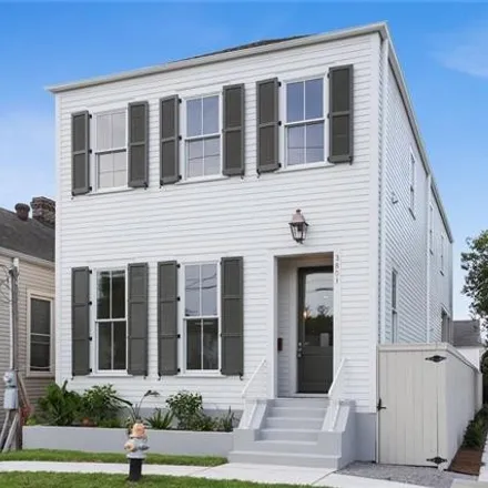 Buy this 4 bed house on 3801 Annunciation Street in New Orleans, LA 70115