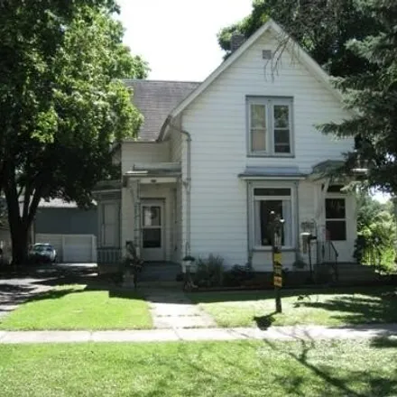 Rent this 3 bed house on 615 Washington St Unit 1 in West Dundee, Illinois