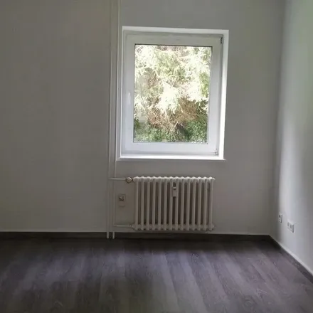 Rent this 2 bed apartment on Kärntener Ring 16 in 45899 Gelsenkirchen, Germany