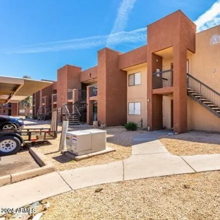 Rent this 2 bed apartment on 5472 West Clarendon Avenue in Phoenix, AZ 85031