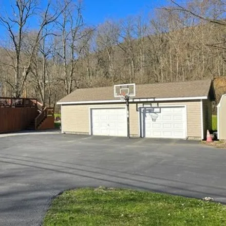 Buy this 3 bed house on 206 North Road in Crooked Creek, Middlebury Township