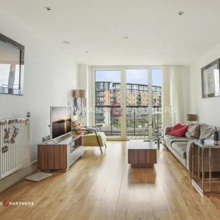 Rent this 2 bed room on Admirals Tower in Dreadnought Walk, London
