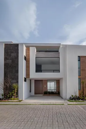 Buy this studio house on unnamed road in Lomas de Angelópolis, 72830 Distrito Sonata