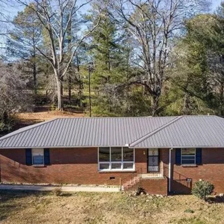 Buy this 3 bed house on 1786 Tabor Rd in Gadsden, Alabama