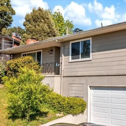 Buy this 3 bed house on 4616 Stauffer Place in Oakland, CA 94613