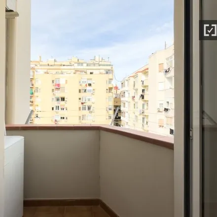 Image 10 - Carrer del Comte Borrell, 82 Int, 08001 Barcelona, Spain - Apartment for rent