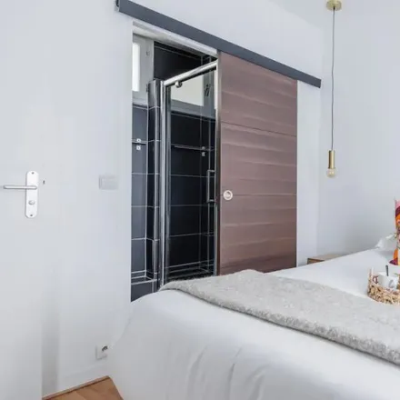 Rent this 1 bed apartment on 126 Rue Saint-Maur in 75011 Paris, France