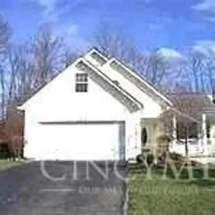 Rent this 4 bed house on 12074 Crestfield Ct in Cincinnati, Ohio