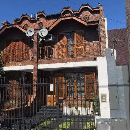 Buy this 3 bed house on Hipólito Yrigoyen 2020 in Partido de La Matanza, 1754 San Justo