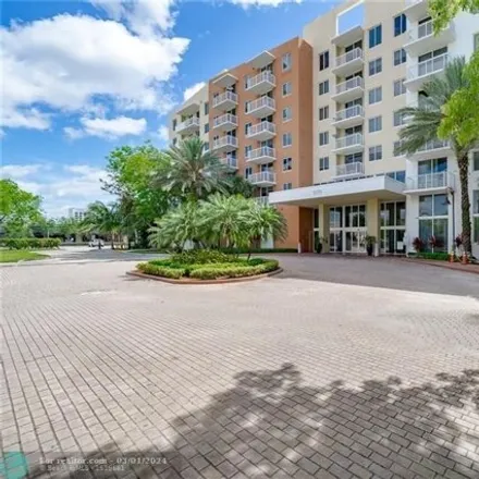 Buy this 1 bed condo on 2775 Northeast 187th Street in Aventura, FL 33180