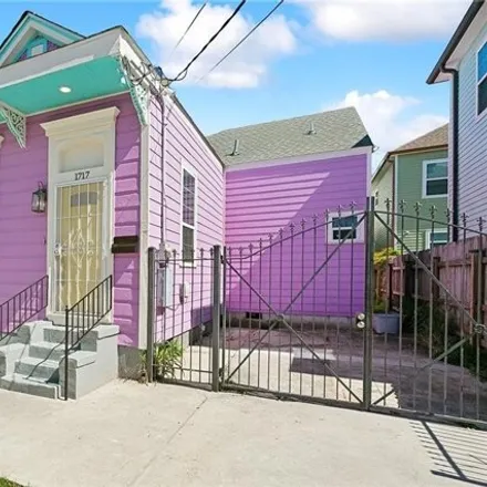 Buy this 2 bed house on 1717 Governor Nicholls Street in New Orleans, LA 70116
