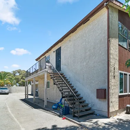 Buy this studio townhouse on 1820 Menlo Avenue in Los Angeles, CA 90006